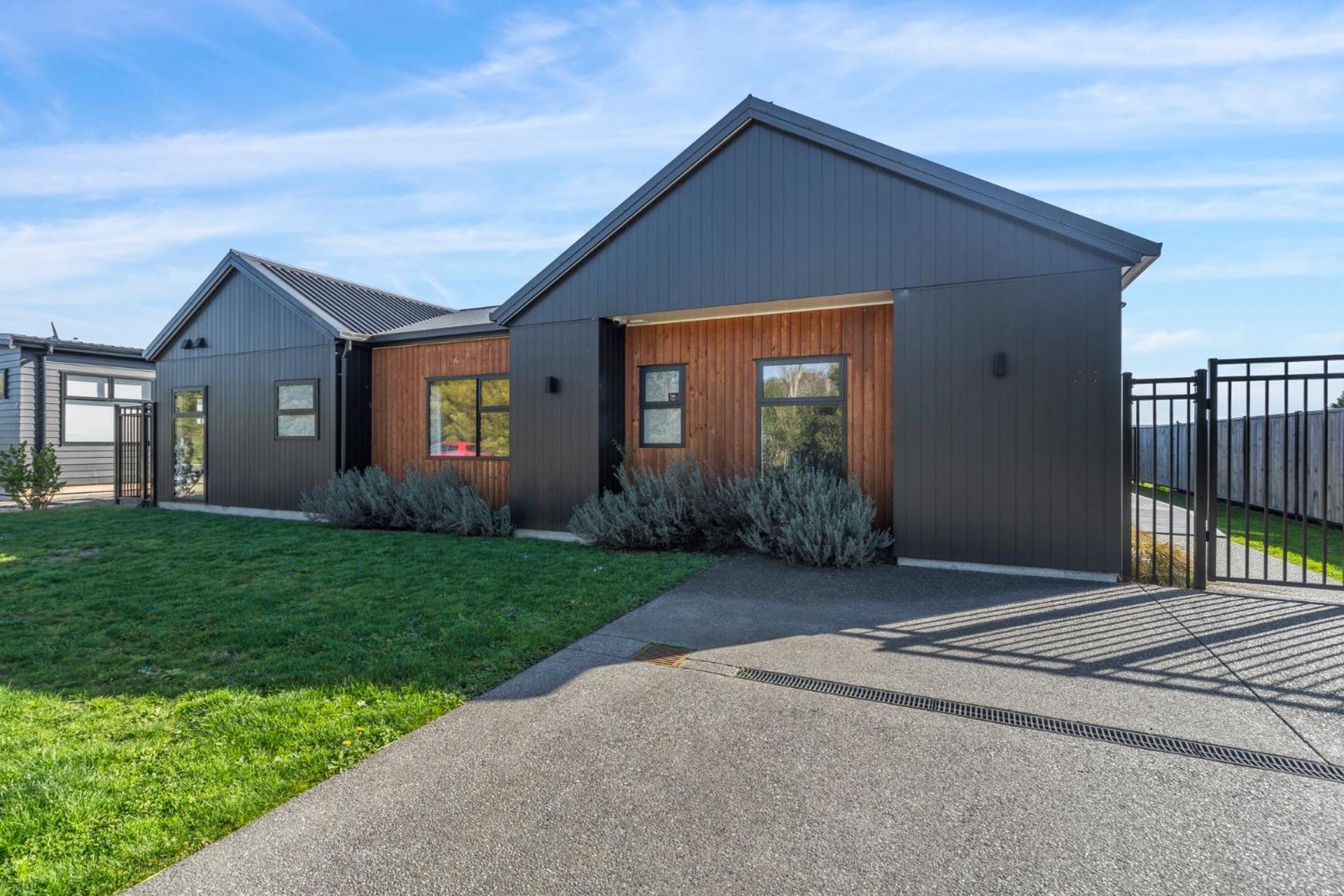 Regent Sanctuary - Martinborough Holiday Home Exterior photo