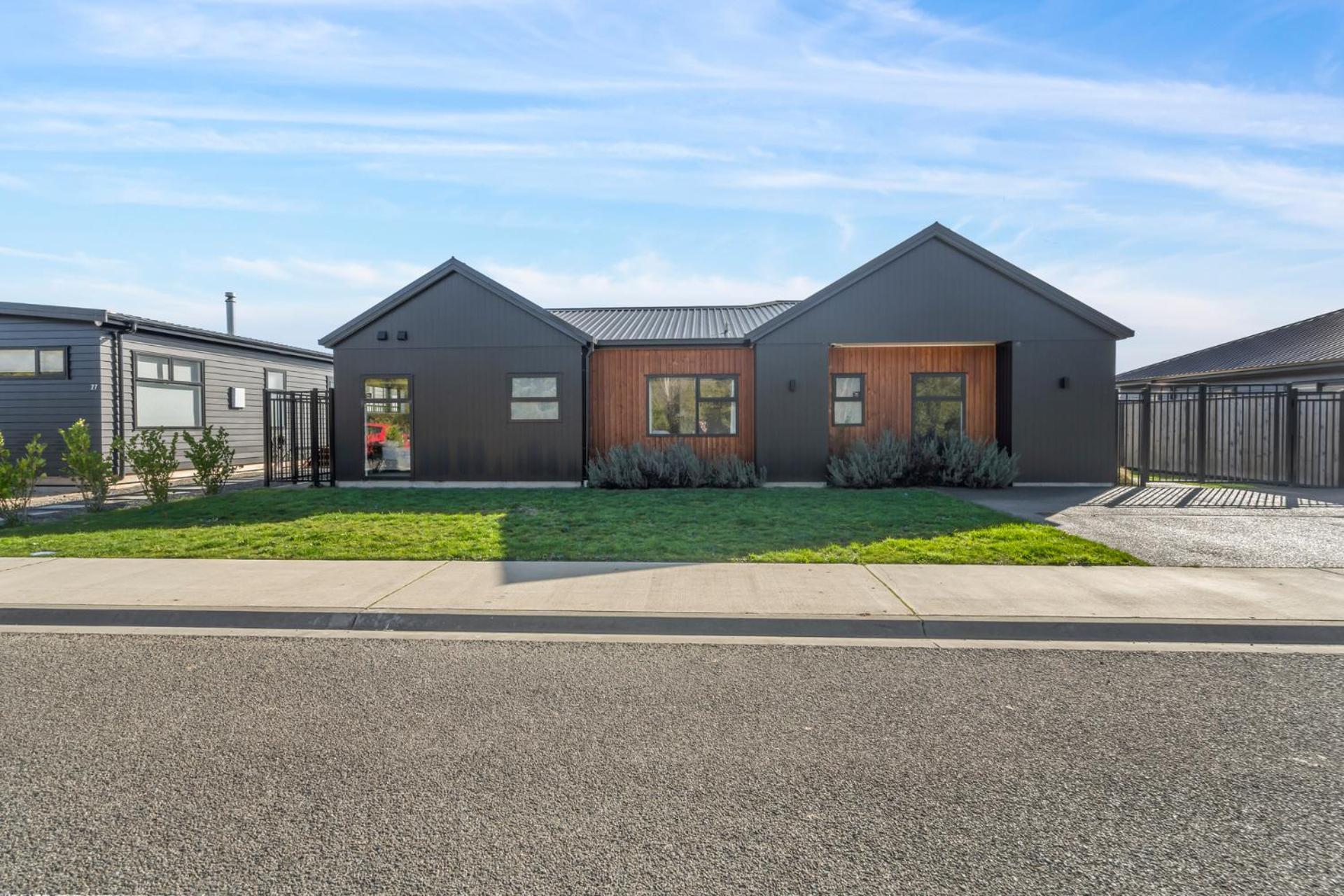Regent Sanctuary - Martinborough Holiday Home Exterior photo