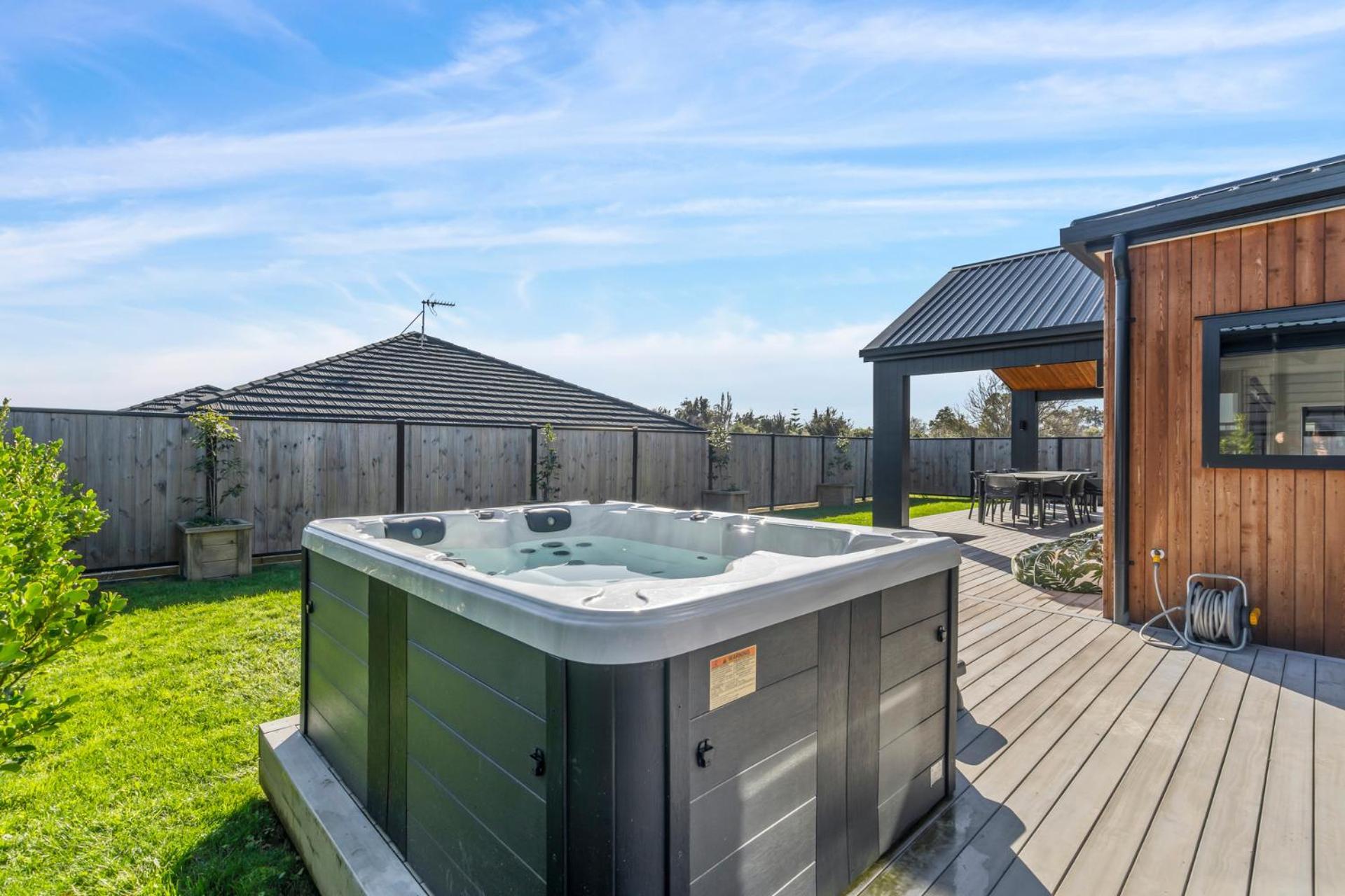 Regent Sanctuary - Martinborough Holiday Home Exterior photo